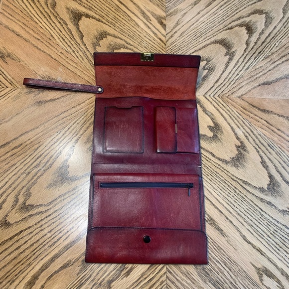 Jérome Leplat leather document holder - Picture 3 of 6